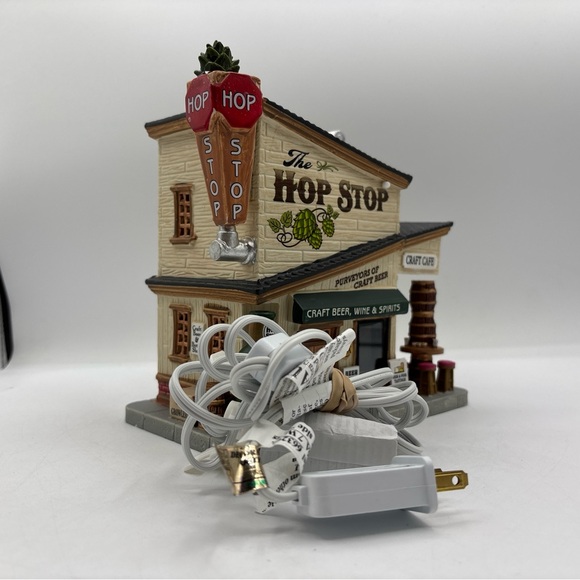 Lemax 2019 The Hop Stop Village Building Porcelain Lighted Building 95485 - Picture 9 of 13